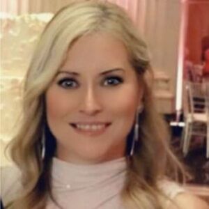 Meet your Posher, Lori